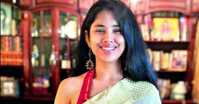 బాబాయ్‌పై సంచయిత సెటైర్లు.. ఈ సమయంలో అవసరమా.?