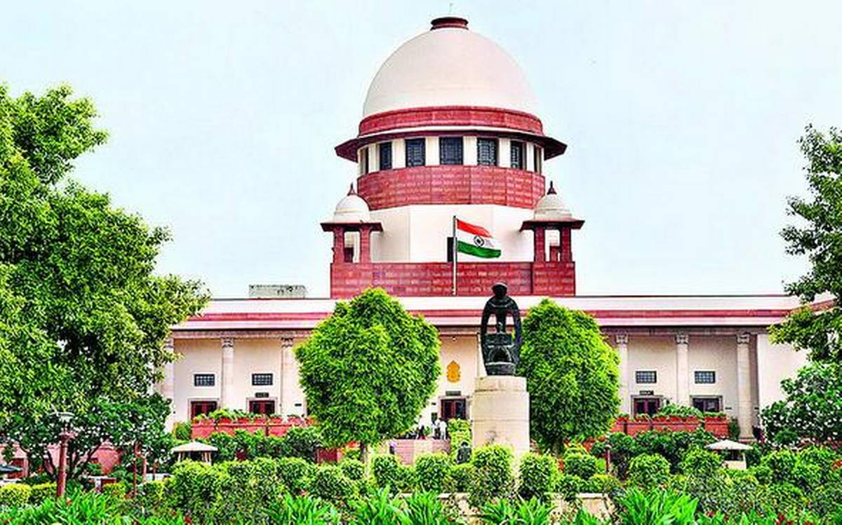 సుప్రీం కోర్టు తీర్పు ఉద్యోగ సంఘాలకు కనువిప్పు అనుకోవచ్చా ?