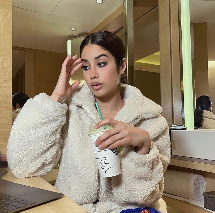 Janhvi Kapoor New Wallpapers Janhvi Kapoor New Wallpapers