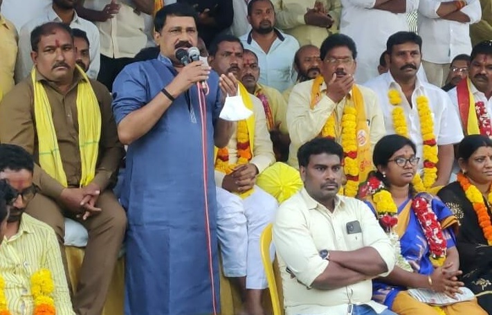 చిత్తశుద్ధితో చేసిన రాజీనామాను వివాదాస్పదం చేస్తున్నారు : గంటా శ్రీనివాసరావు