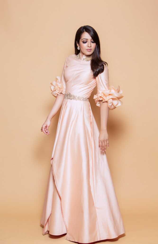 Catherine Tresa Dazzles in pink in this Latest Pics Catherine Tresa Dazzles in pink in this Latest Pics