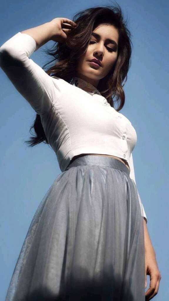 Raashi Khanna Recent Gallerys