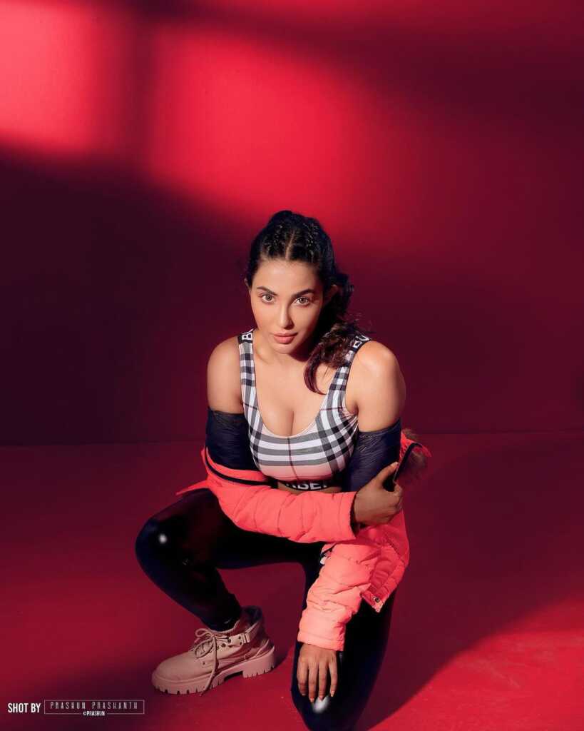 Parvati Nair Joshful Imaes Parvati Nair Joshful Imaes