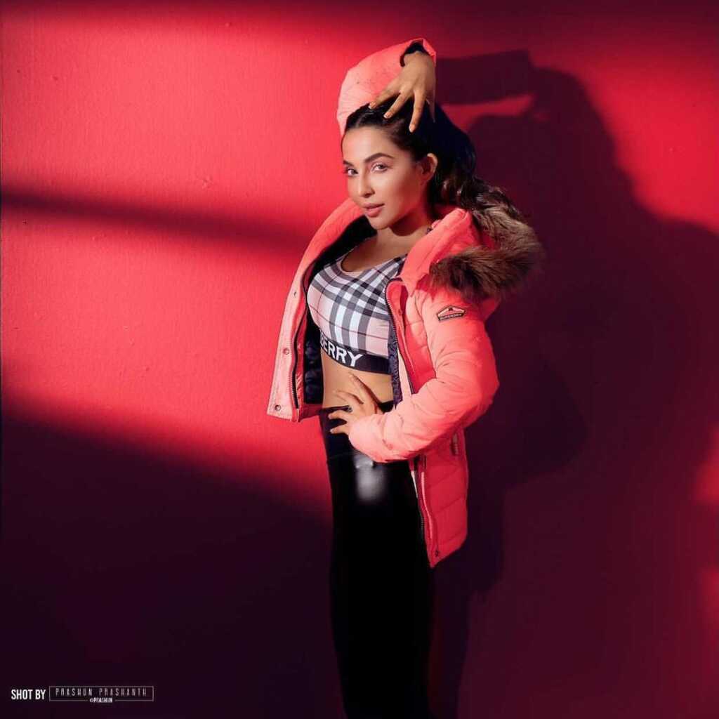 Parvati Nair Joshful Imaes Parvati Nair Joshful Imaes