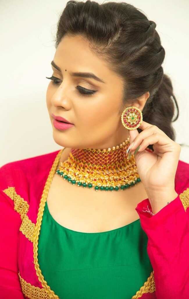 Sreemukhi Latest Pictures