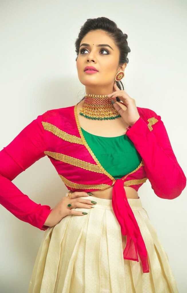 Sreemukhi Latest Pictures