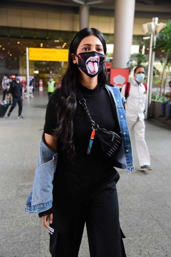 Shruti Haasan Black Dress Stills