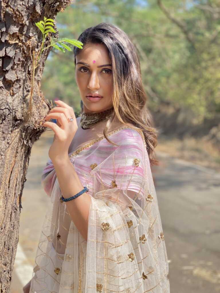 Surbhi Chandna New HD Stills Surbhi Chandna New HD Stills