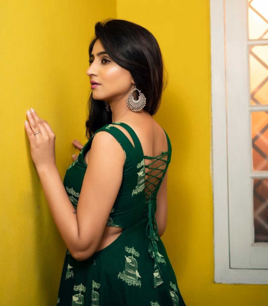 Varshini Sounderajan Stylish Pics