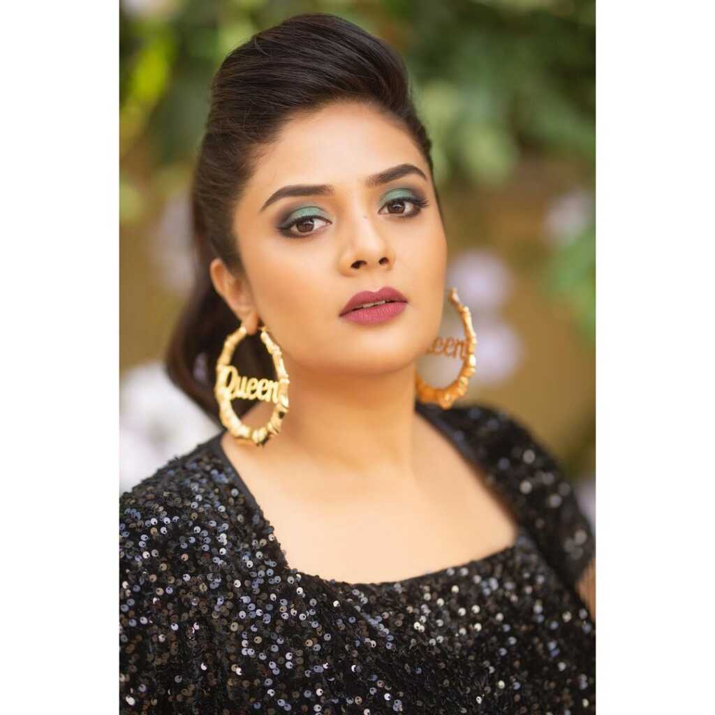 SreeMukhi Black Dress Stills