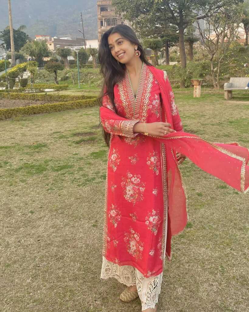 Digangana Suryavanshi Vaishno Devi Yatra Pics