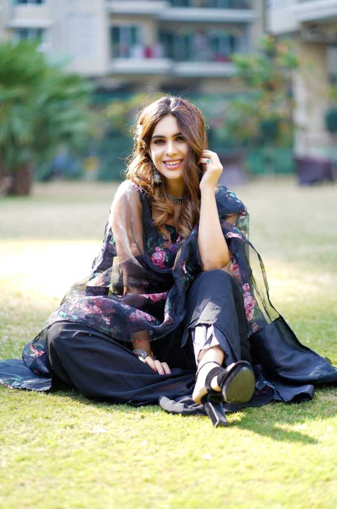 Neha Malik Amazing Looks