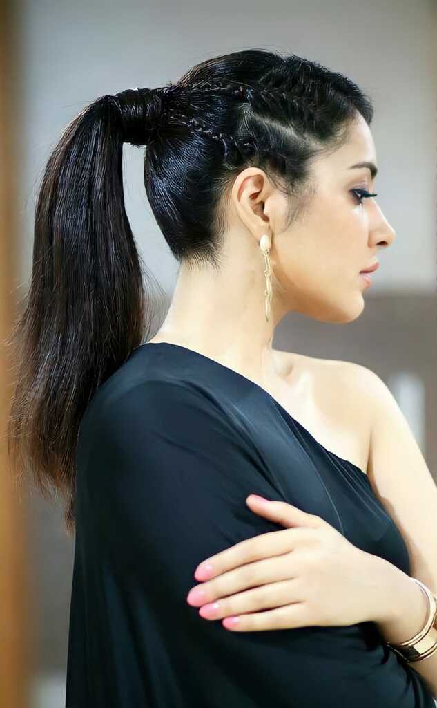 Raashi Khanna Gorgeous Pictures