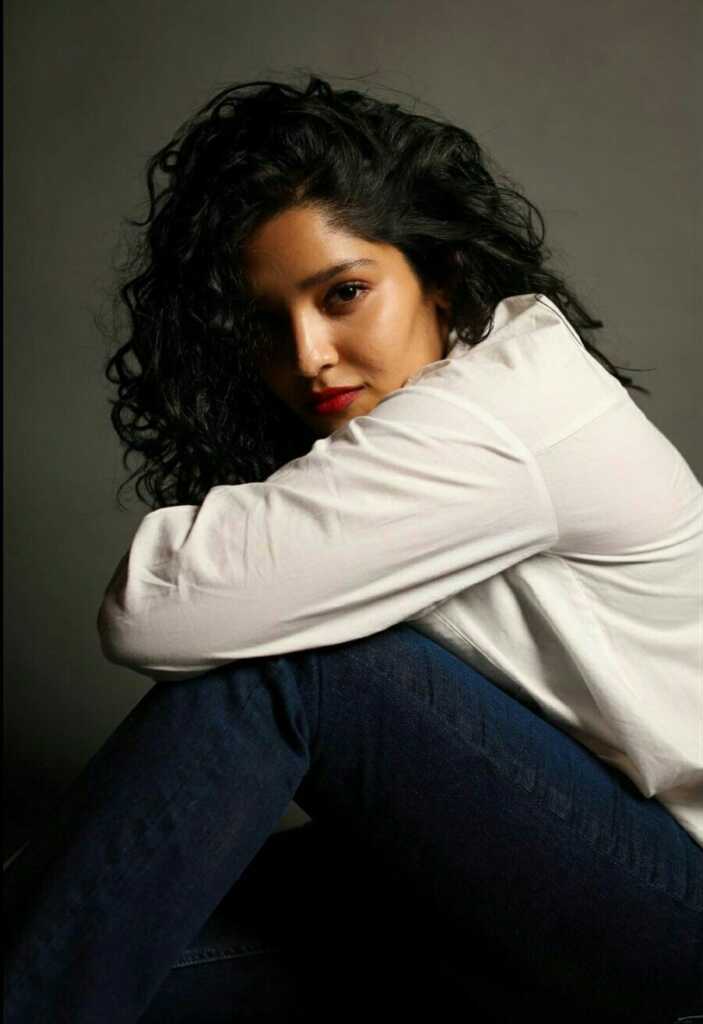 Ritika Singh White Dress Pics