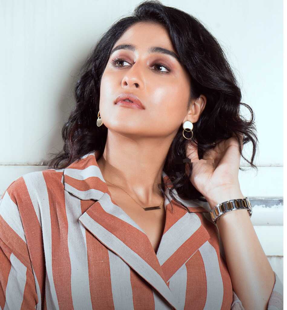 Regina Cassandra Gorgeous Images