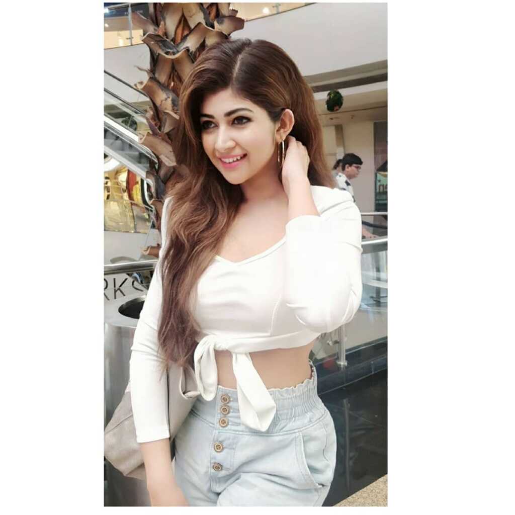 Srijitaa Beautiful Photos