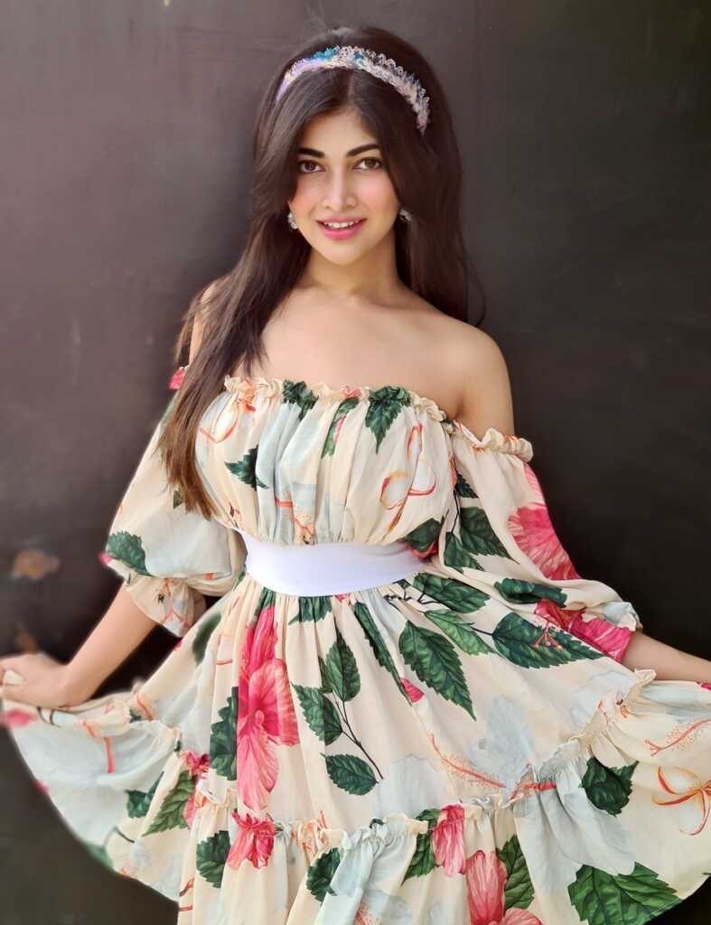 Srijitaa Beautiful Photos