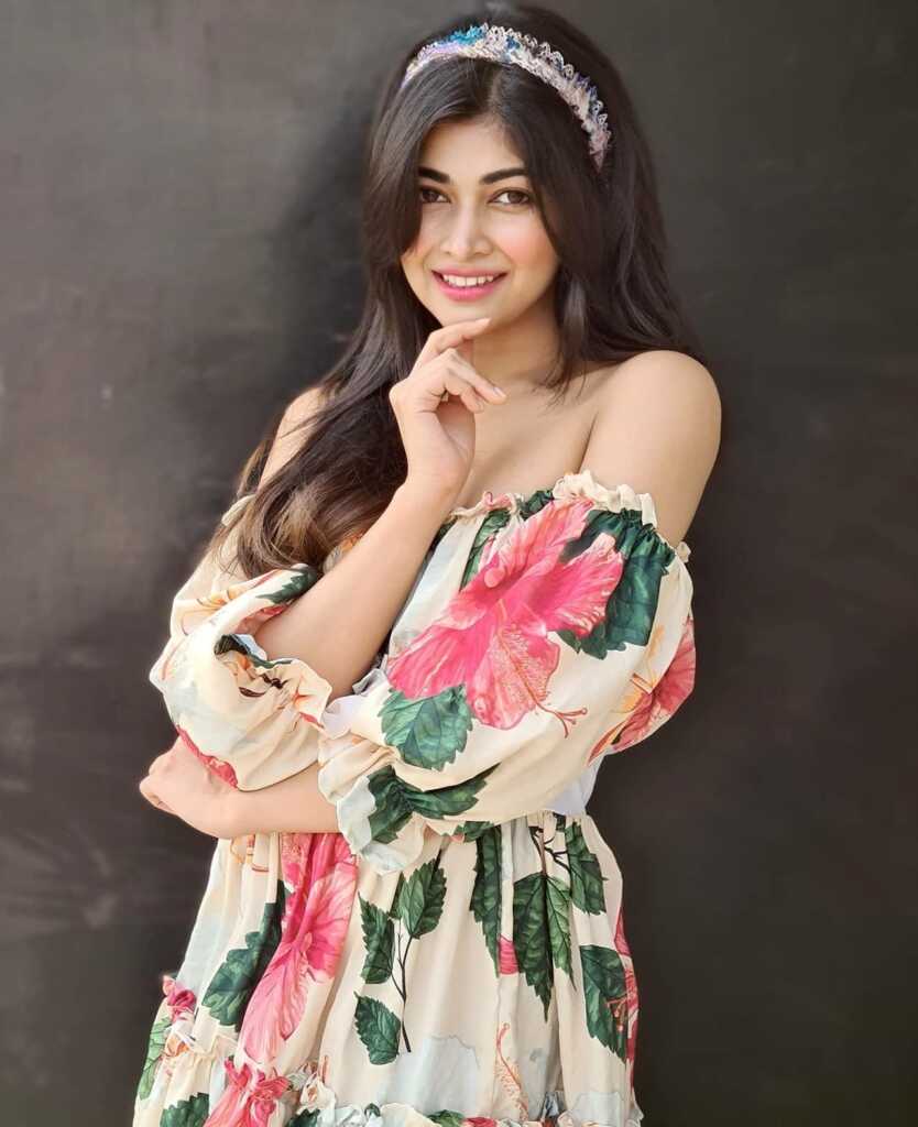 Srijitaa Beautiful Photos