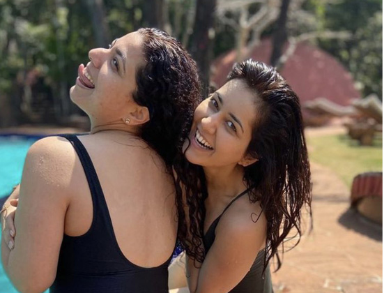 Raashi Khanna pool in Goa Pics