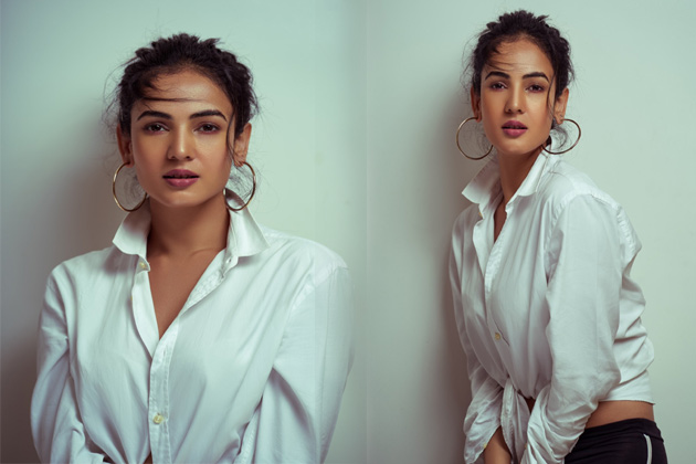 Sonal Chauhan Joshful Pics