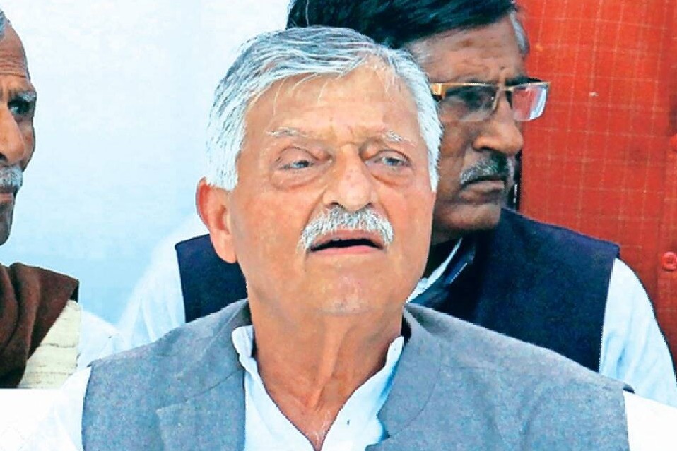 తుదిశ్వాస విడిచిన కాంగ్రెస్ సీనియర్ నేత కెప్టెన్ సతీశ్ శర్మ  !