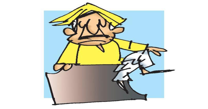 అసలే అలకమీదున్నాడు.. ఆపై కోపం తెప్పించారు.. ఎంపీ టీడీపీలో ఉంటారా ?