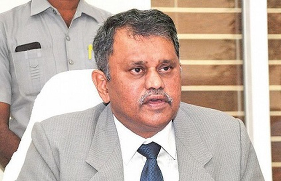 ఈ రోజు రేషన్ వాహనాలను తనిఖీ చేయనున్న నిమ్మగడ్డ !