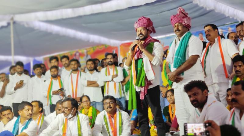 రేవంత్ రెడ్డి సభకు ఢిల్లీ పెద్దల ఆశీర్వాదం ఉన్నట్లేనా..? కీలక సమాచారం లీకైందా..?