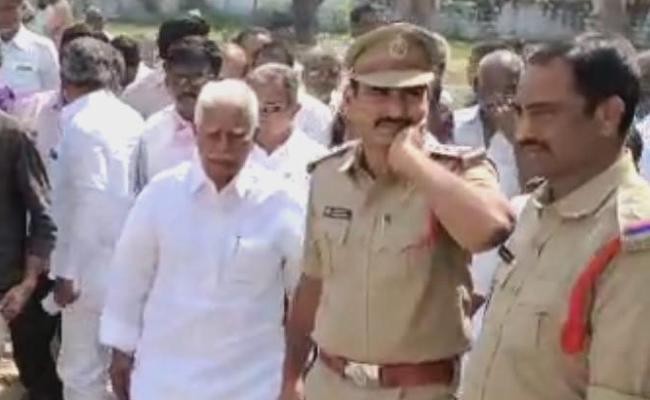 బ్రేకింగ్ : ప్రొద్దుటూరు మాజీ ఎమ్మెల్యే అరెస్ట్ .. ఎందుకంటే ?