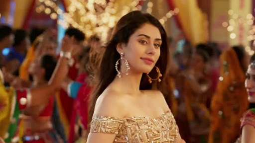 నందమూరి వీరాభిమానుల కోసం ఆఫ్ఘనిస్తాన్ నుంచి ఒక అమ్మాయి దిగుతోంది ?