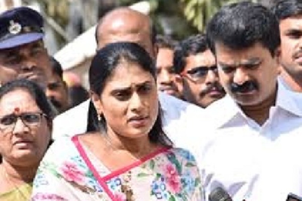 తెలంగాణలో  వైఎస్ షర్మిల వెంట నడిచేది ఎవరు? పార్టీ పెట్టడం జగన్కు ఇష్టం లేదా!!