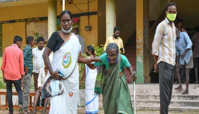 మునిసి’పోల్స్’: ఓటరు చైతన్యం.. రాజకీయ పైత్యం.!