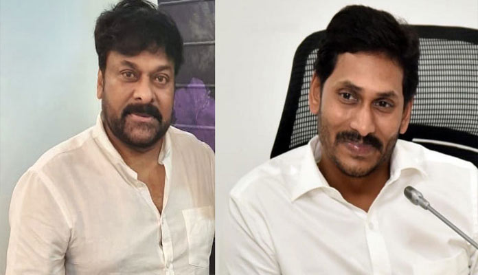 జగన్‌కి అండగా ‘సైరా’: జనసేనకు ఏంటీ తలనొప్పి.?