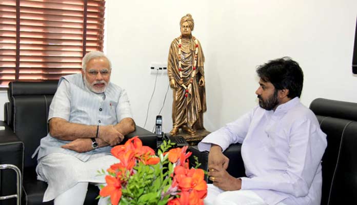 నరేంద్ర మోడీ.. పవన్ కళ్యాణ్.. అలా కలిశారు.!