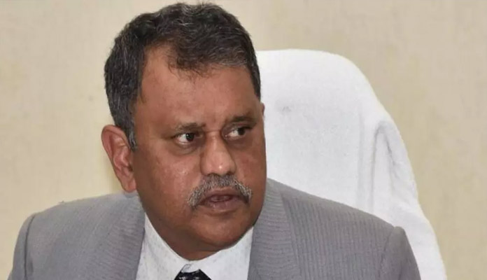 చివరి నిముషంలో చేతులెత్తేసిన నిమ్మగడ్డ