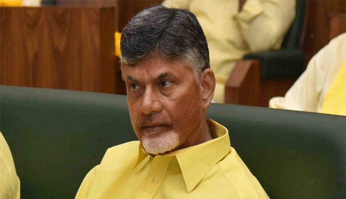 అమరావతి నెత్తిన మరో బాంబు పేల్చిన చంద్రబాబు