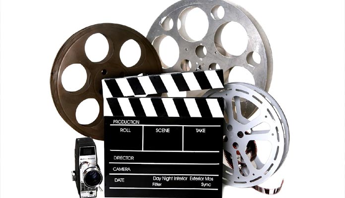 ఈ నెల సినిమాలకు కష్టాలు తప్పవన్నమాట