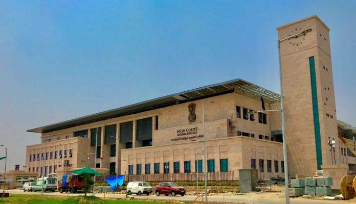 పరిషత్ ఎన్నికలపై ఎస్ఈసీకి షాకిచ్చిన హైకోర్టు: ఆగిన ఎన్నికలు