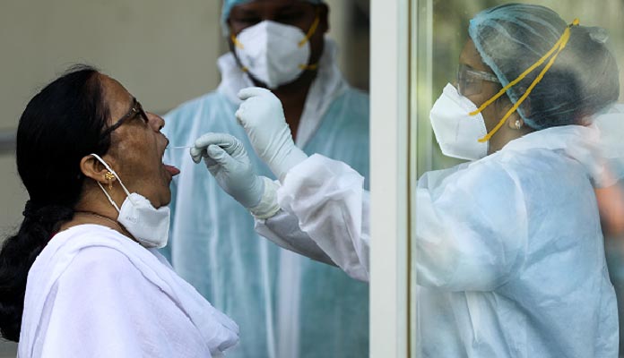 కరోనా దెబ్బకి వణుకుతున్న భారతం.. ఫిడేల్ వాయింపు ఆగదేం.!