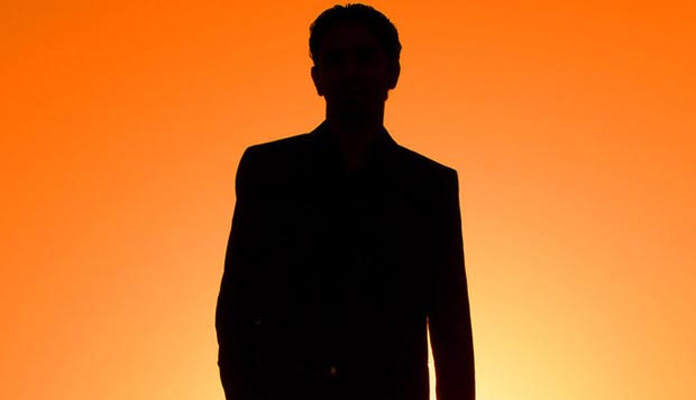 వేళ్లు, కాళ్ళు పెట్టి కెరీర్ ఖరాబ్ చేసుకున్న యంగ్ హీరో