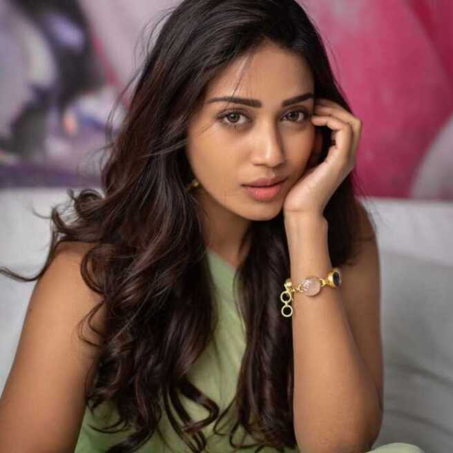 Nivetha Pethuraj Hot Pics