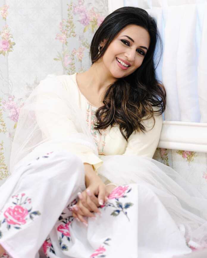 Divya Tripathi Dahiya