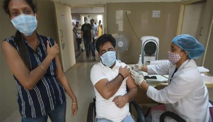 రాష్ట్రాలకు 20 కోట్ల వ్యాక్సిన్ డోసుల్ని కేంద్రం ఇచ్చేసిందట.. అంతేనా.?