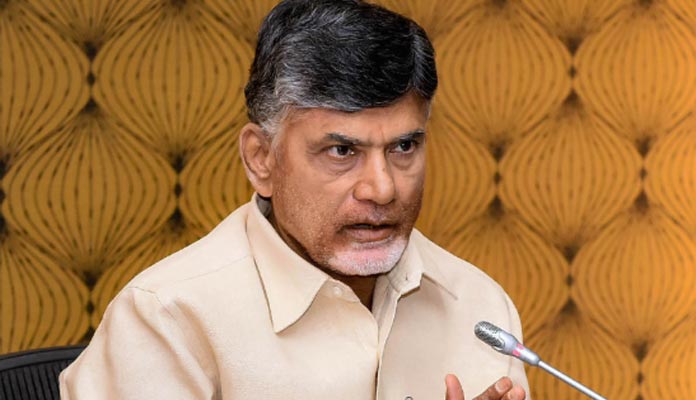 ఏపీలో కరోనా కొత్త మ్యుటేషన్: చంద్రబాబుపై కేసు నమోదు