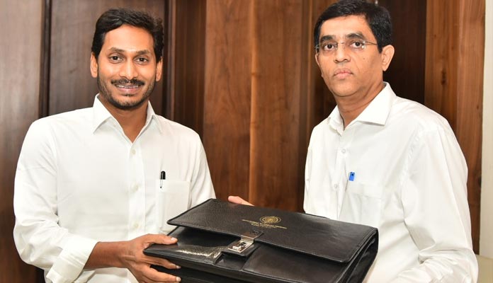 ఆంధ్రపదేశ్ బడ్జెట్ 2021-22: అంచనాలు ఘనం.!