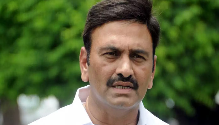 హద్దులు దాటుతున్న రఘురామకృష్ణరాజు వెటకారం