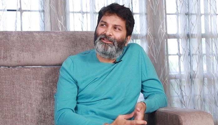 మహేష్ బాబుతో పోటీగా త్రివిక్రమ్ రెమ్యునరేషన్