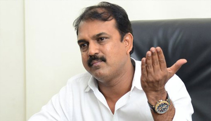 అందరూ నోరు విప్పారు.. ఒక్క కొరటాల తప్ప