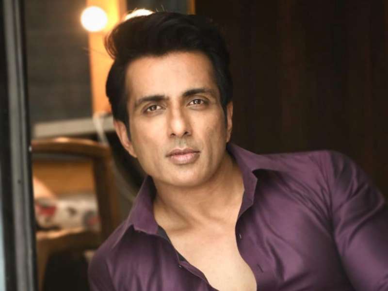 Sonu Sood: ఐఫోన్ అడిగిన నెటిజన్..! దిమ్మతిరిగే రిప్లై ఇచ్చిన సోనూసూద్
