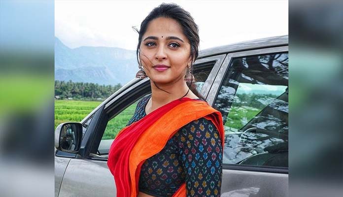 అనుష్క తగ్గింది… నిర్మాతలు హ్యాపీ